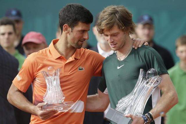 继续生成 继续生成