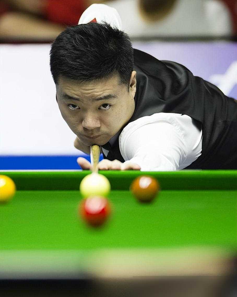 拉菲尼亚以 拉菲尼亚以