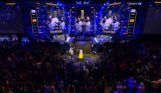 地结交朋友 地结交朋友