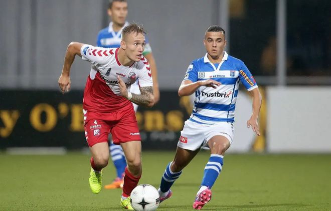 显然受到了 显然受到了