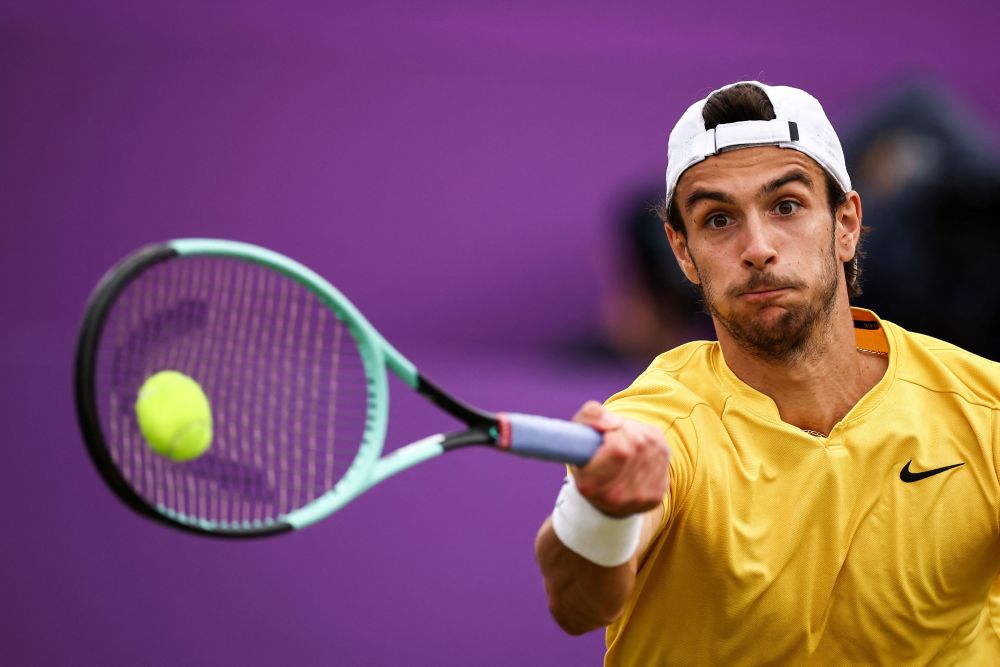 传与强有力 传与强有力